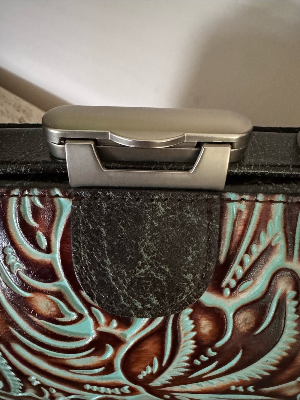 Patricia Nash Gracchi Turquoise Tooled Leather Frame Satchel. MSRP $279 - Picture 6 of 13